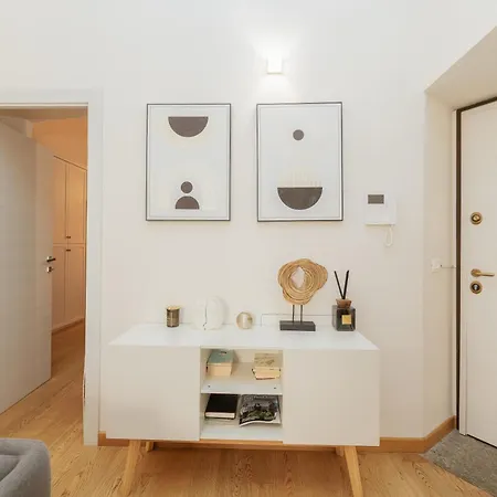 Apartament Trilo 2br Palazzo Reale