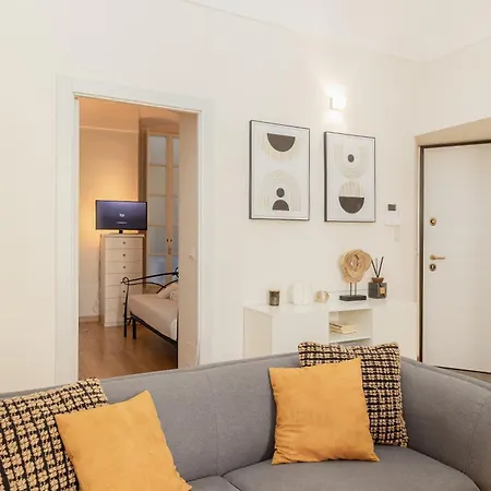 Lägenhet Trilo 2br Palazzo Reale *