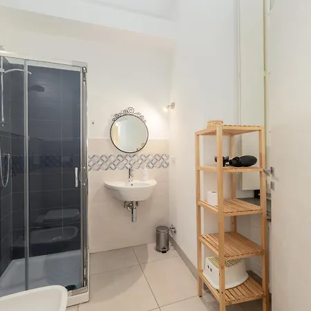 Apartament Trilo 2br Palazzo Reale *