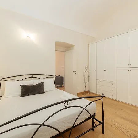 Trilo 2br Palazzo Reale アパート トリノ